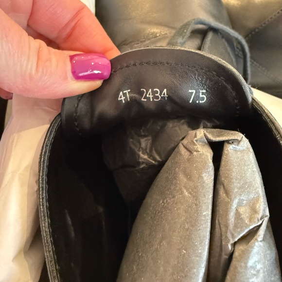 Prada lace up 3/4 boot - Picture 6 of 6